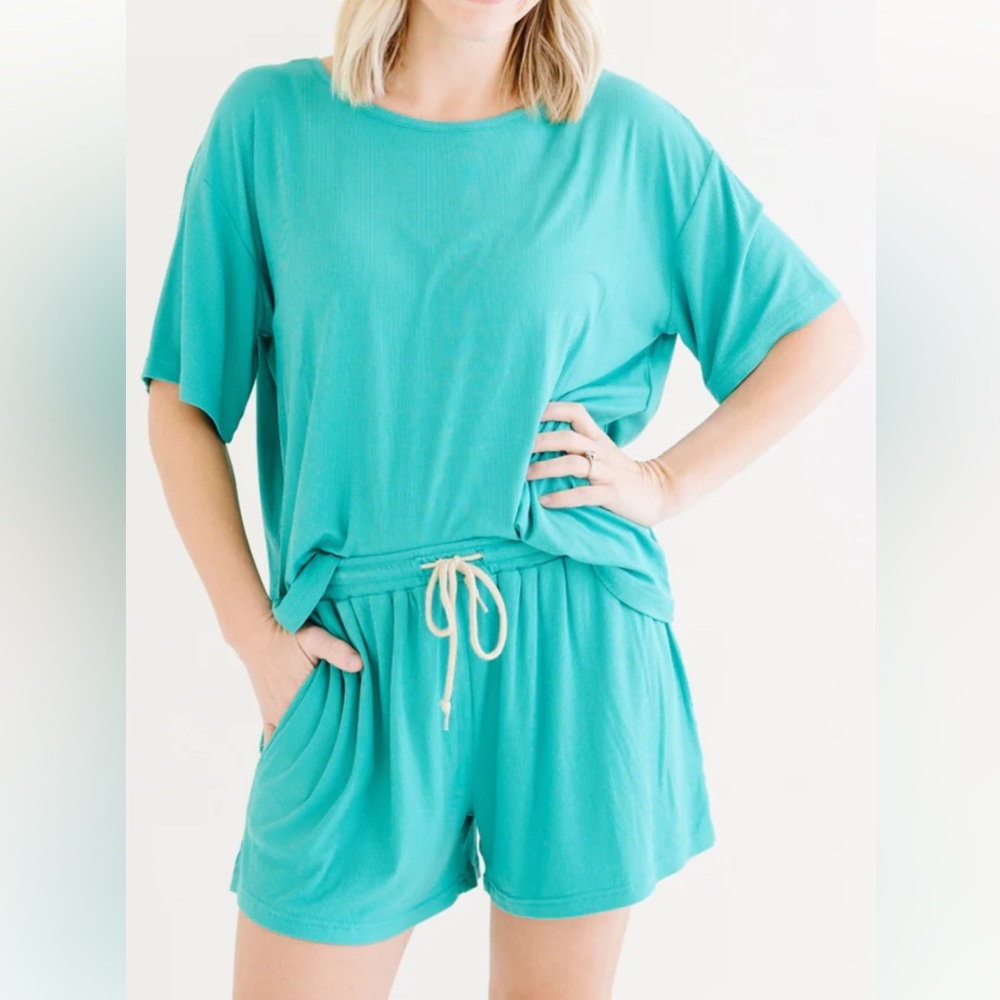 Teal Ribbed Women's Shorts Set - Picture 2 of 6